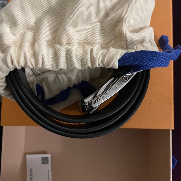 Louis Vuitton Belt - Picture 1 of 4